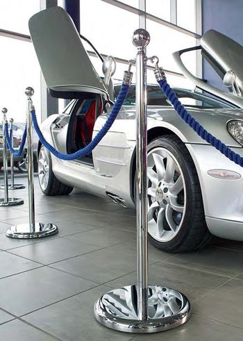 Classic Polished Chrome Rope Stand